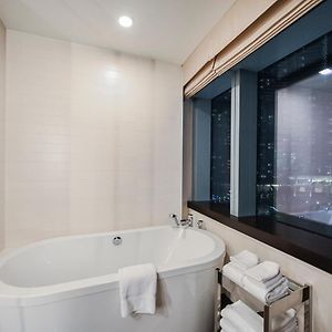 One-Bedroom Room